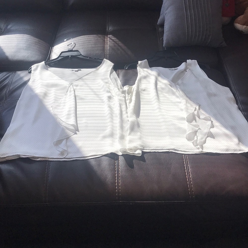 Sleeveless shirts